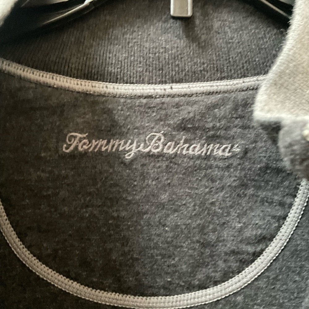 Tommy Bahama Men’s Reversible 1/2 Zip - Picture 4 of 7